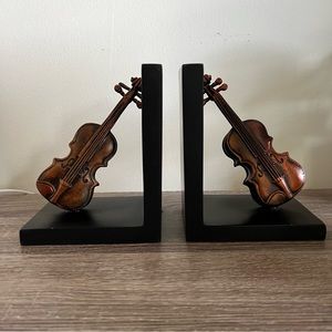 Violin Bookends